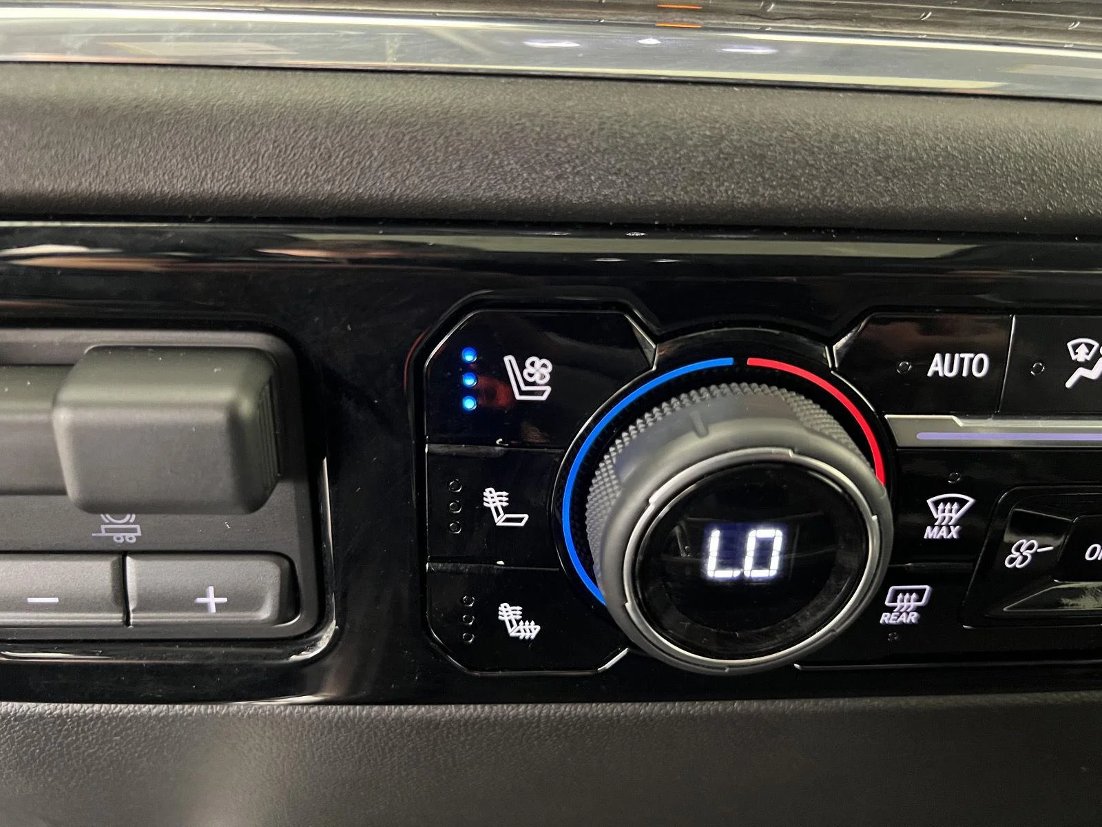 Used 2024 Lakeshore Blue Metallic Chevrolet LTZ image 19