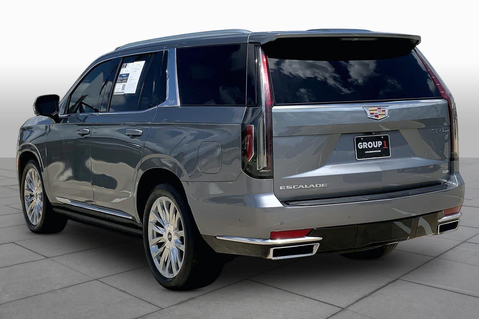 Used 2022 Satin Steel Metallic Cadillac Premium Luxury image 12