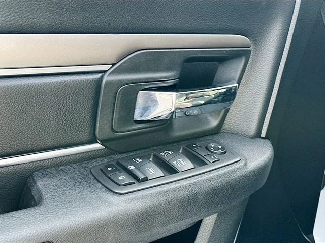 2024 RAM Ram 1500 Classic Warlock - Photo 17