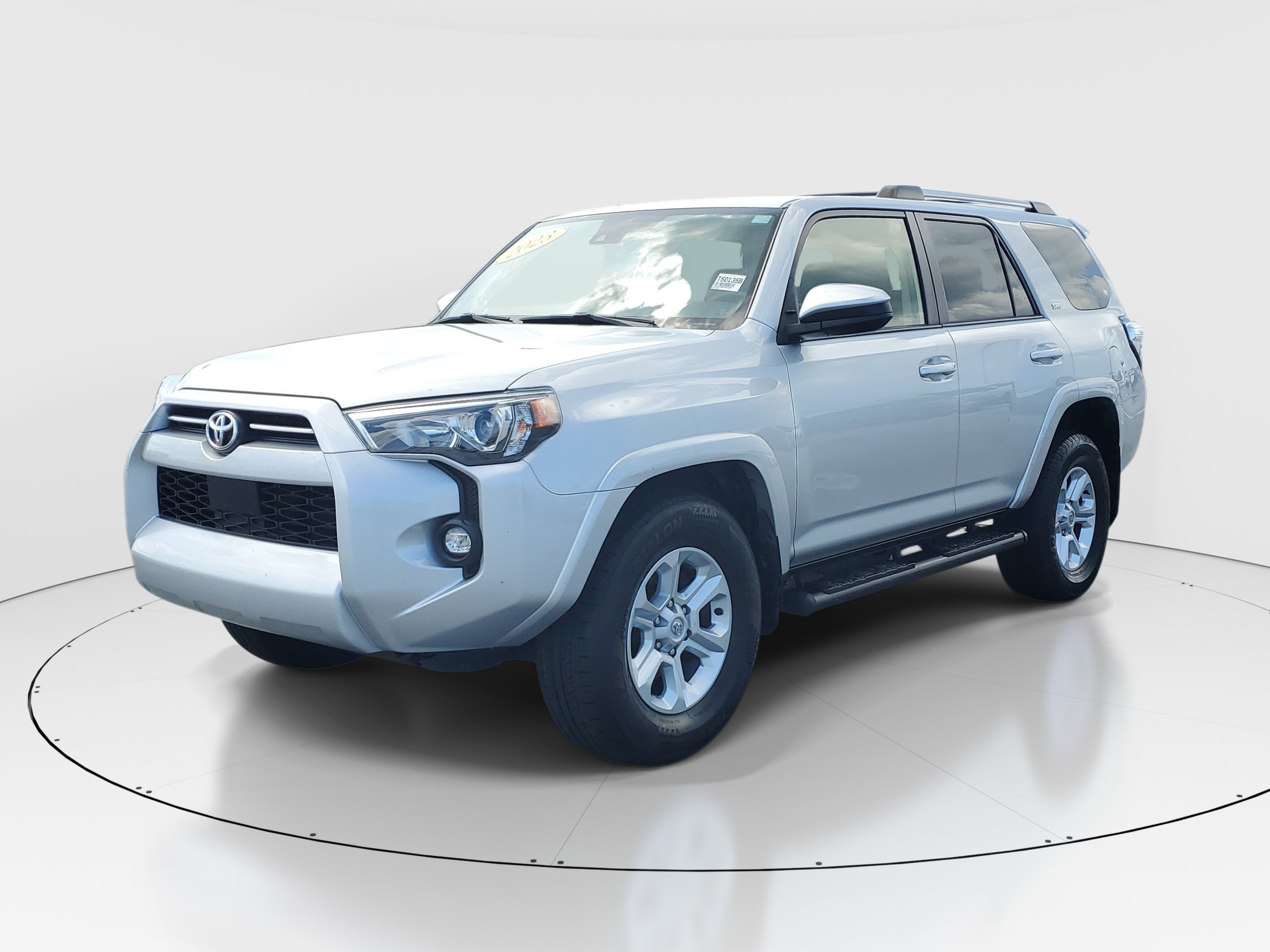 Used 2023 Classic Silver Metallic Toyota SR5 image 3