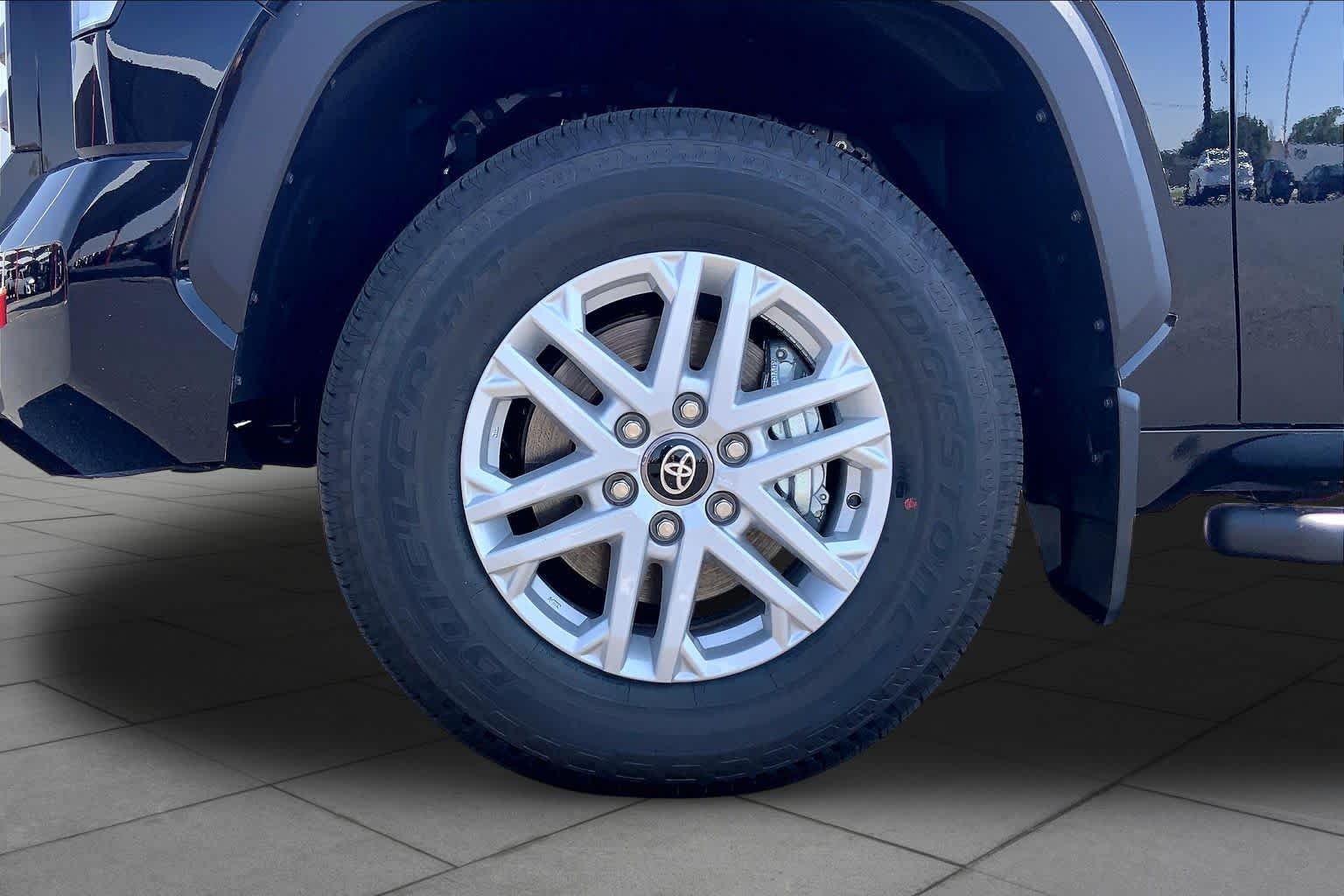 New 2026 Midnight Black Metallic Toyota SR5 image 11