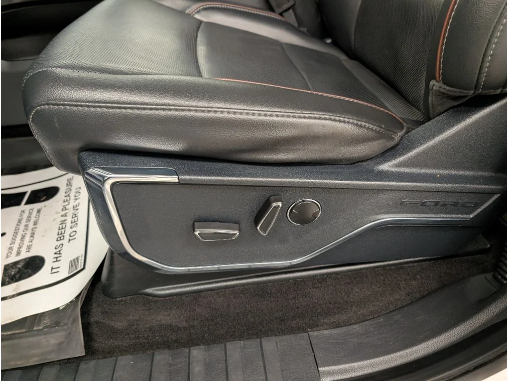 Used 2021 Oxford White Ford LARIAT image 8