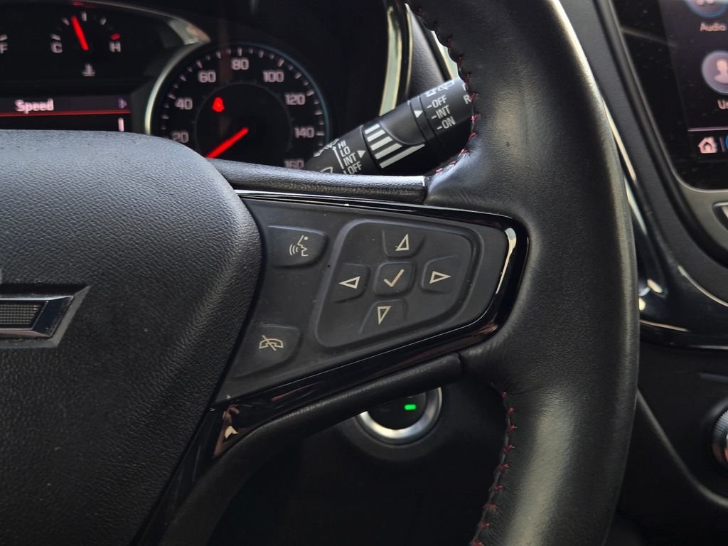 Used 2022 White Chevrolet RS image 24