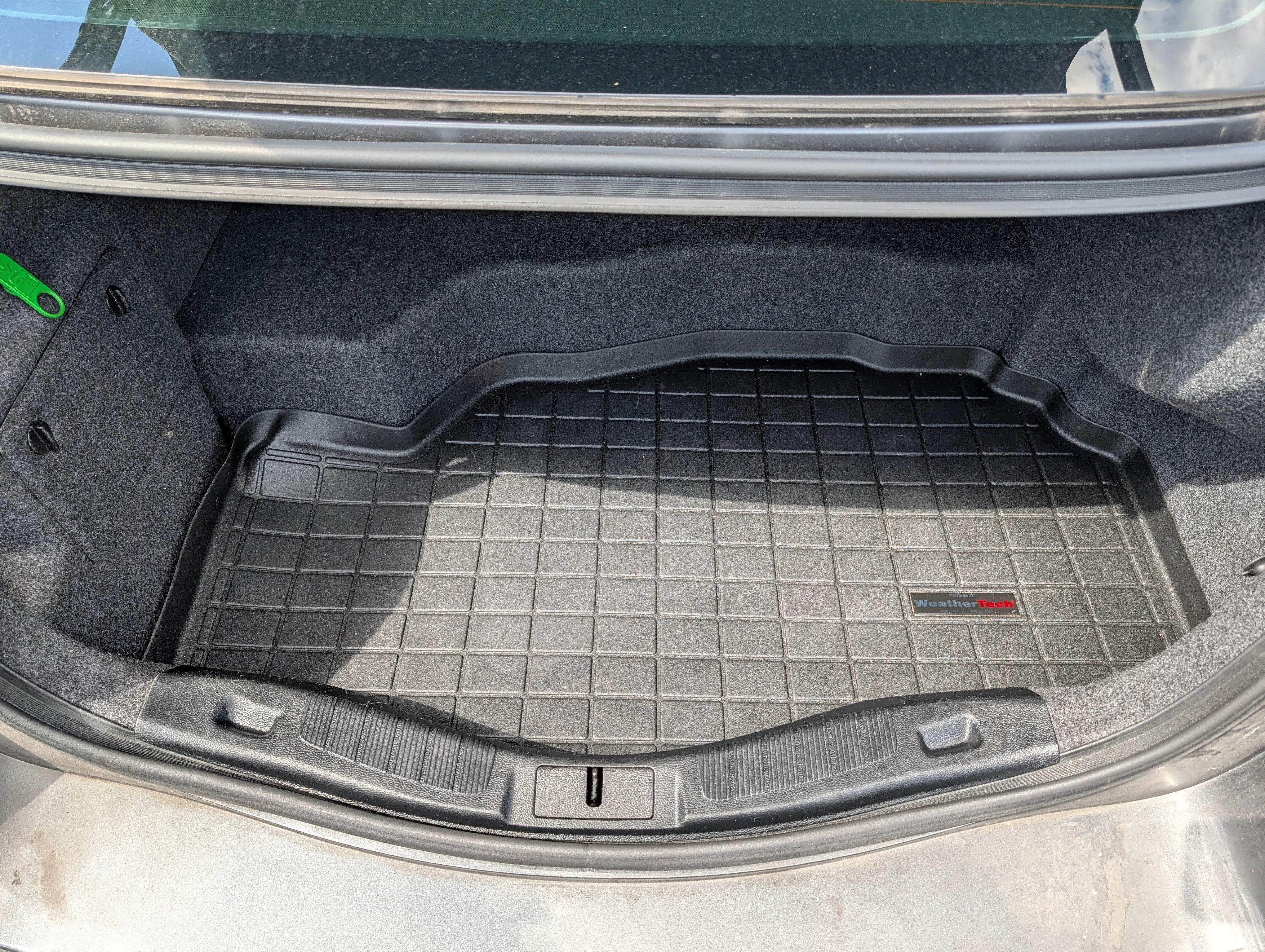 Used 2019 Magnetic Metallic Ford SE image 18