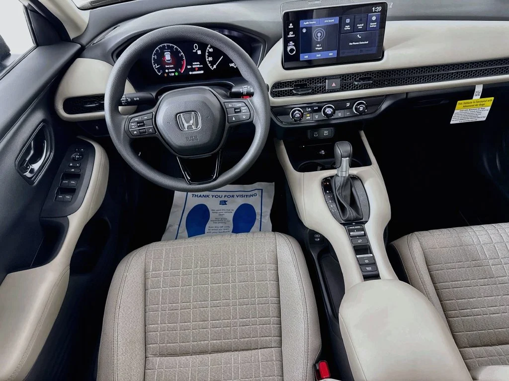 New 2027 Modern Steel Metallic Honda LX image 30