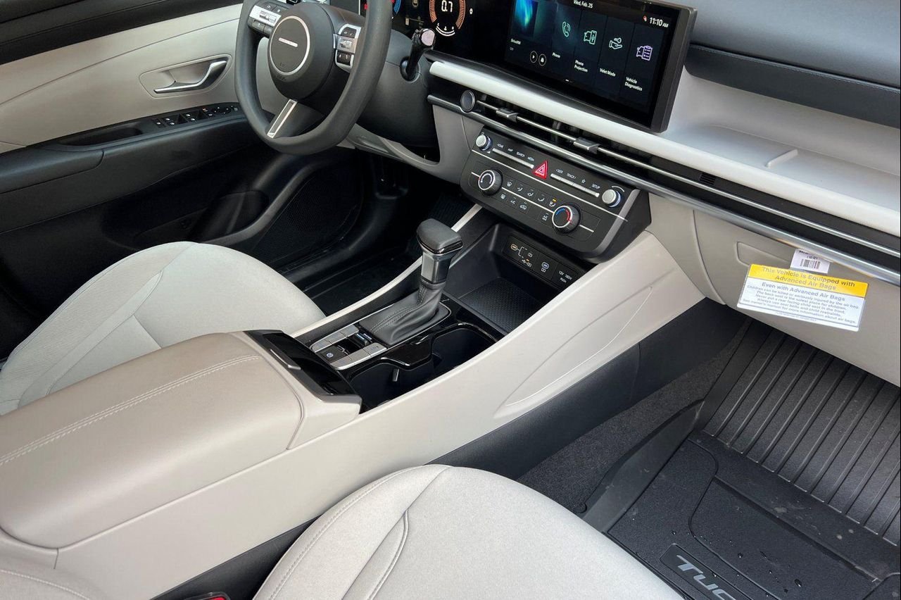 New 2026 Green Hyundai SE AWD image 19