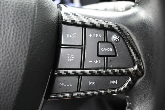 Used 2021  Toyota XLE image 19