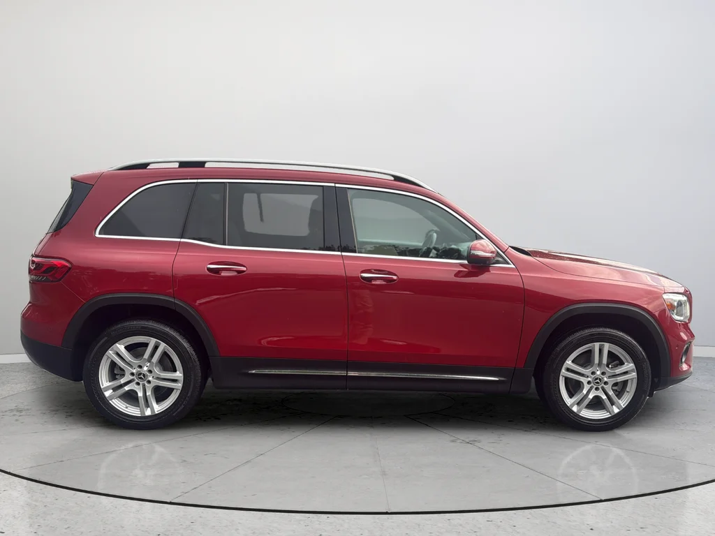 Used 2021 Red Mercedes-Benz GLB 250 image 5