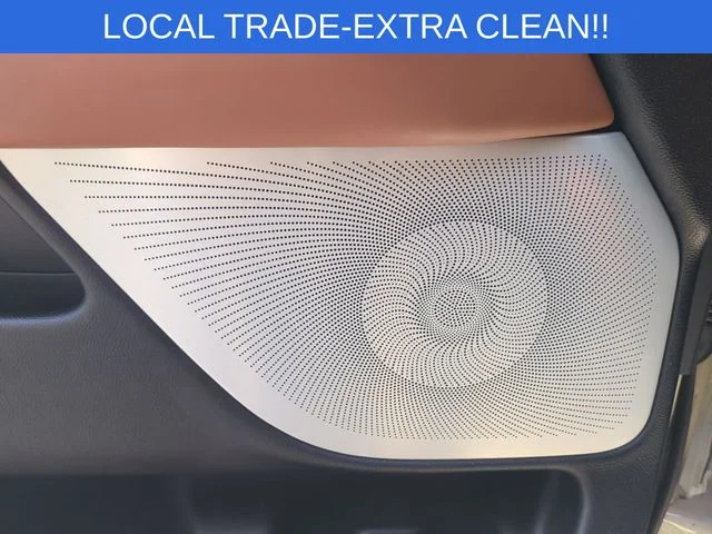Used 2018  Lincoln Reserve image 15