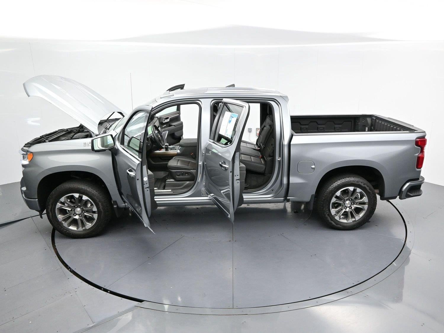 Used 2025 Sterling Gray Metallic Chevrolet High Country image 42