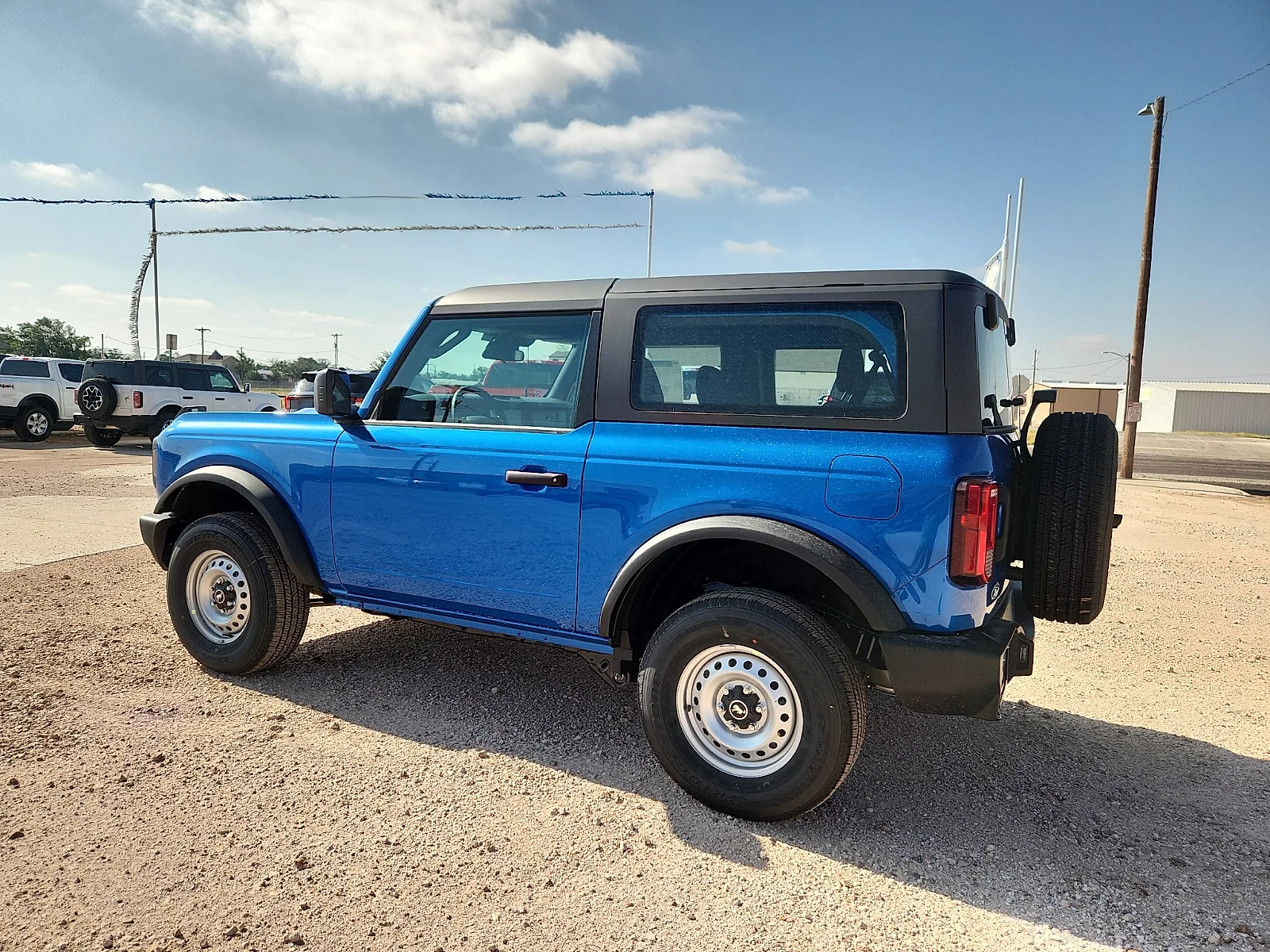 New 2026 Velocity Blue Metallic Ford Base image 4