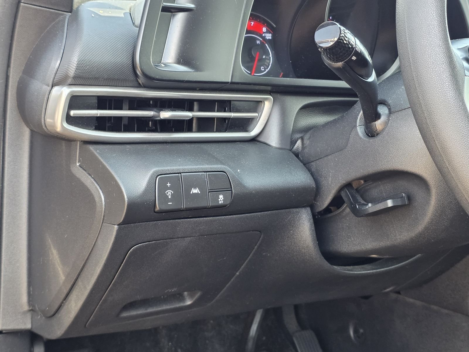 Used 2023 Gray Hyundai SEL image 17