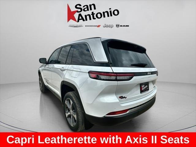 New 2026 Bright White Clear-Coat Exterior Paint Jeep Limited image 11