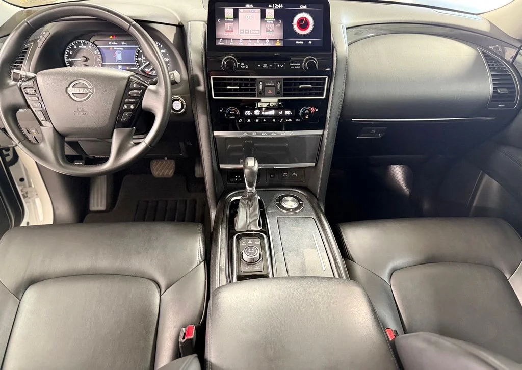 Used 2022 White Nissan SV image 2
