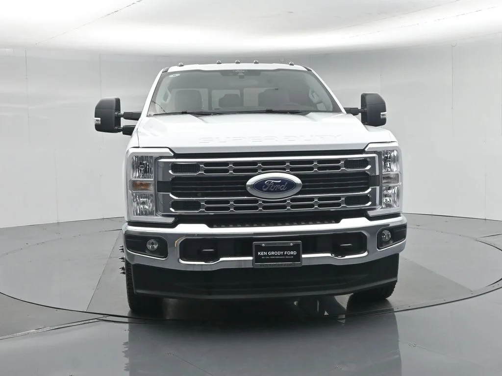 New 2025 White Ford XL image 50