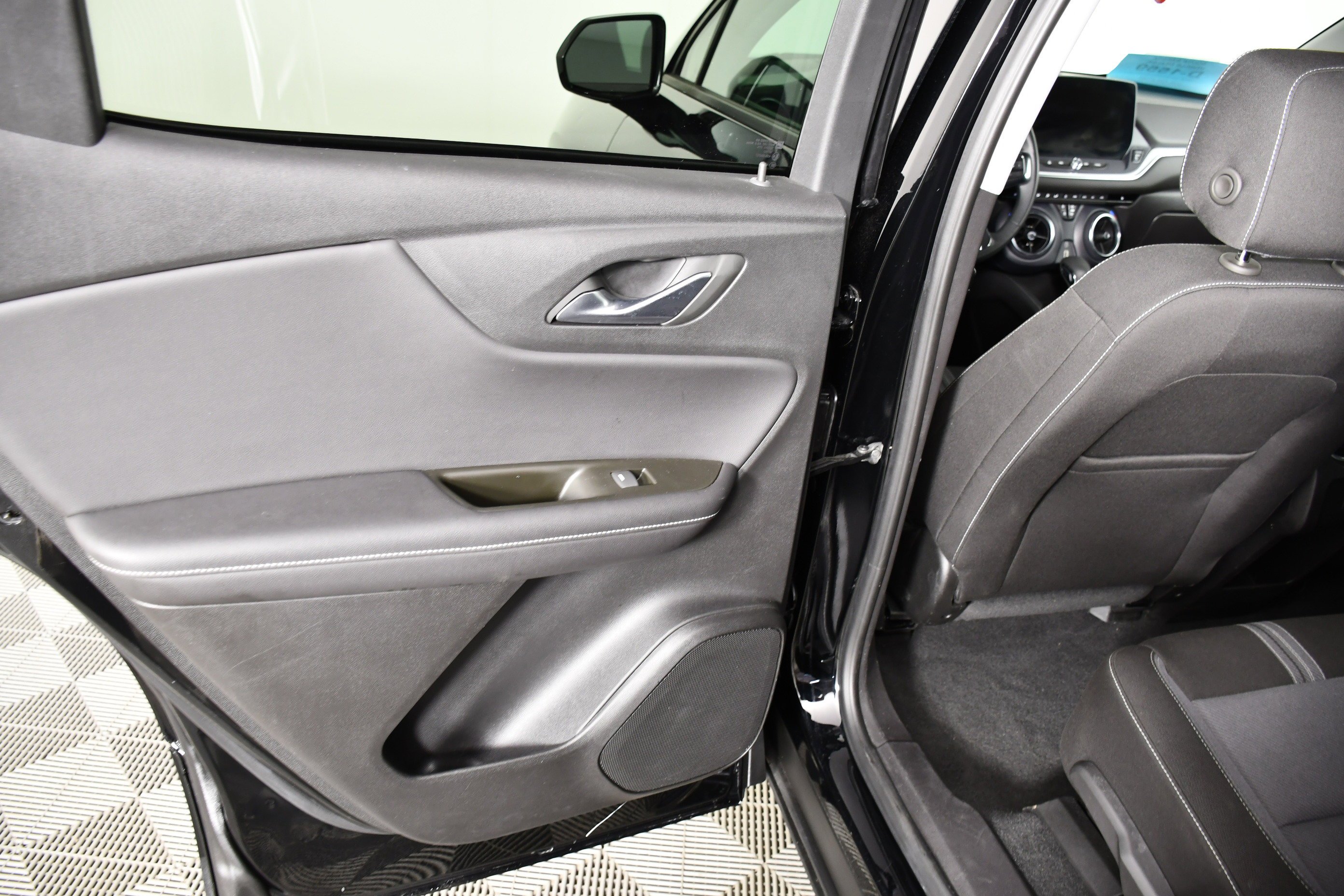 Used 2025 Black Chevrolet LT image 44