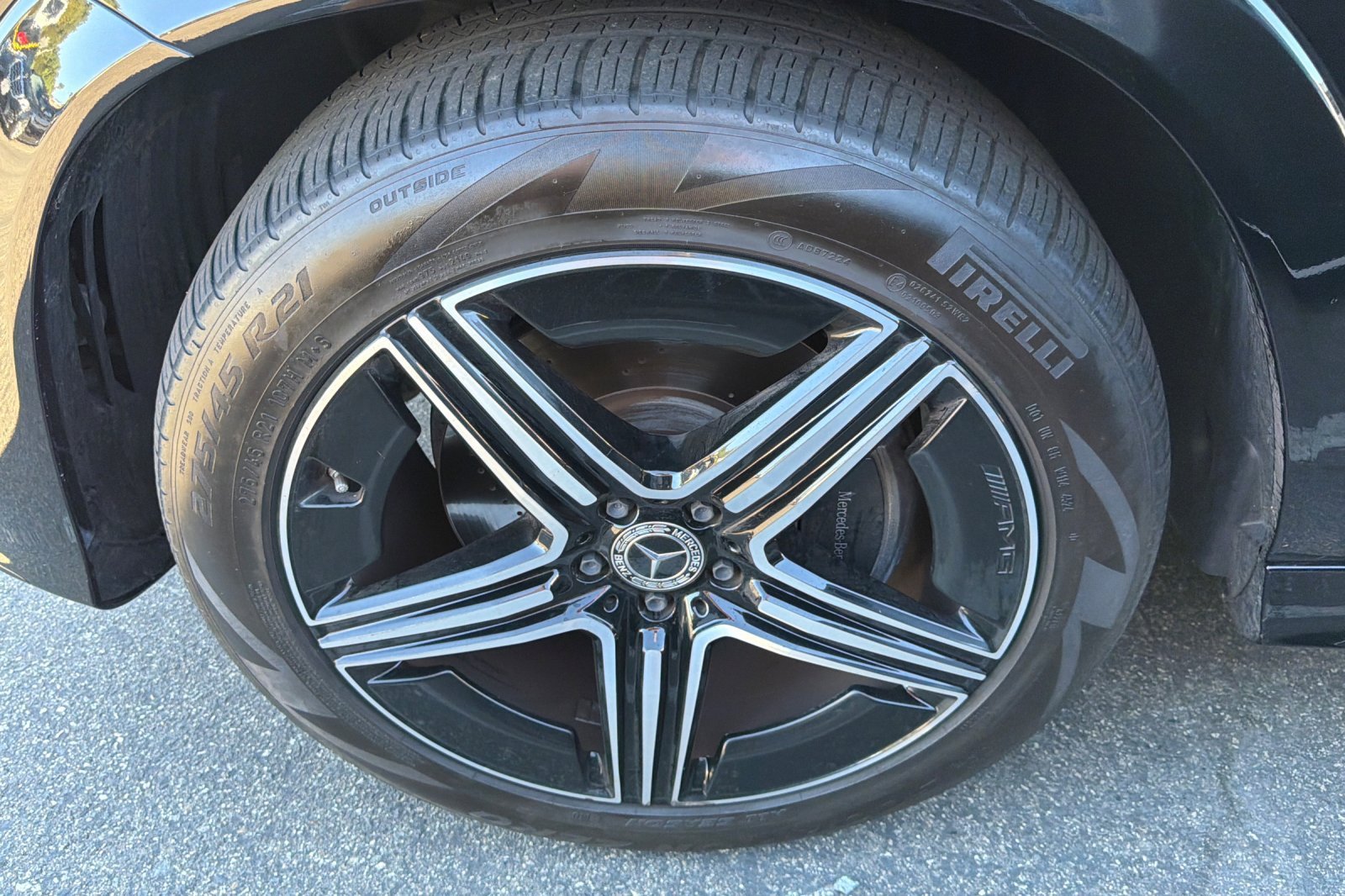 Certified Used 2024 Black Mercedes-Benz GLE 580 image 7