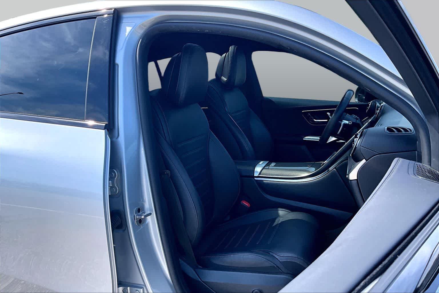 Used 2024 Cirrus Silver Metallic Mercedes-Benz GLC 300 image 9