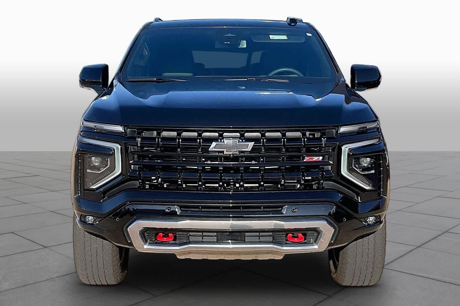 Used 2025 Black Chevrolet Z71 image 5
