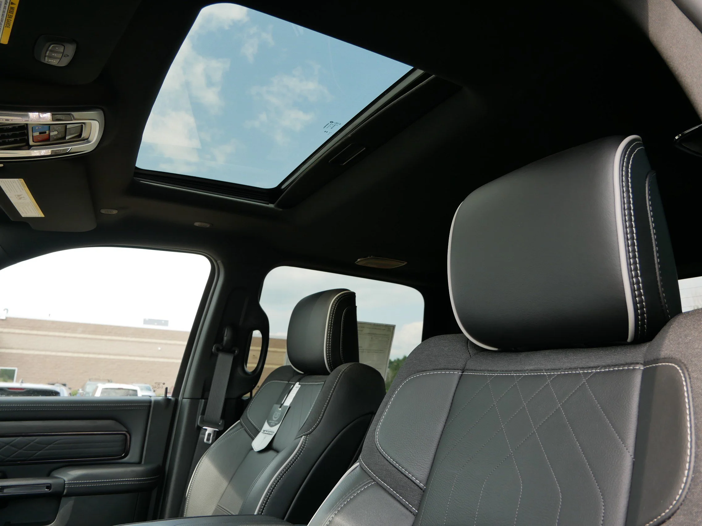 2026 RAM 2500 Limited - Photo 14