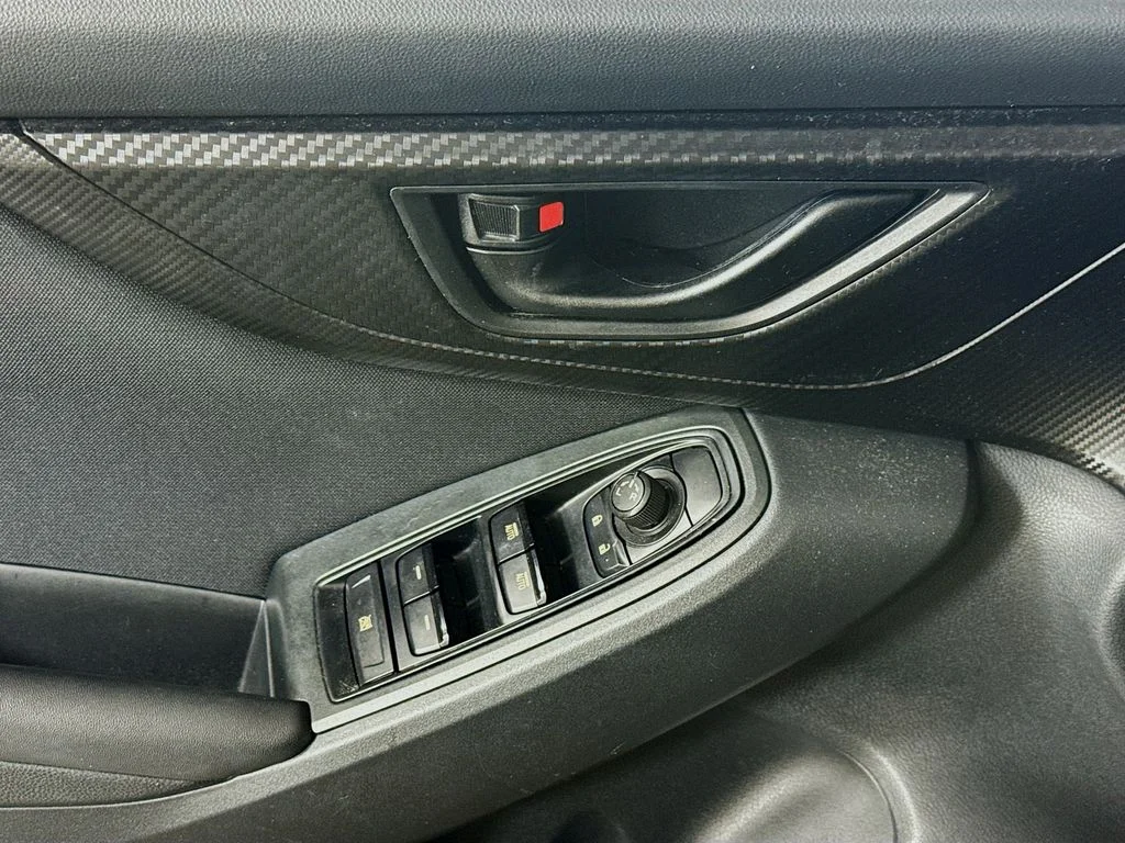 Used 2018 Black Subaru 2.0i image 20