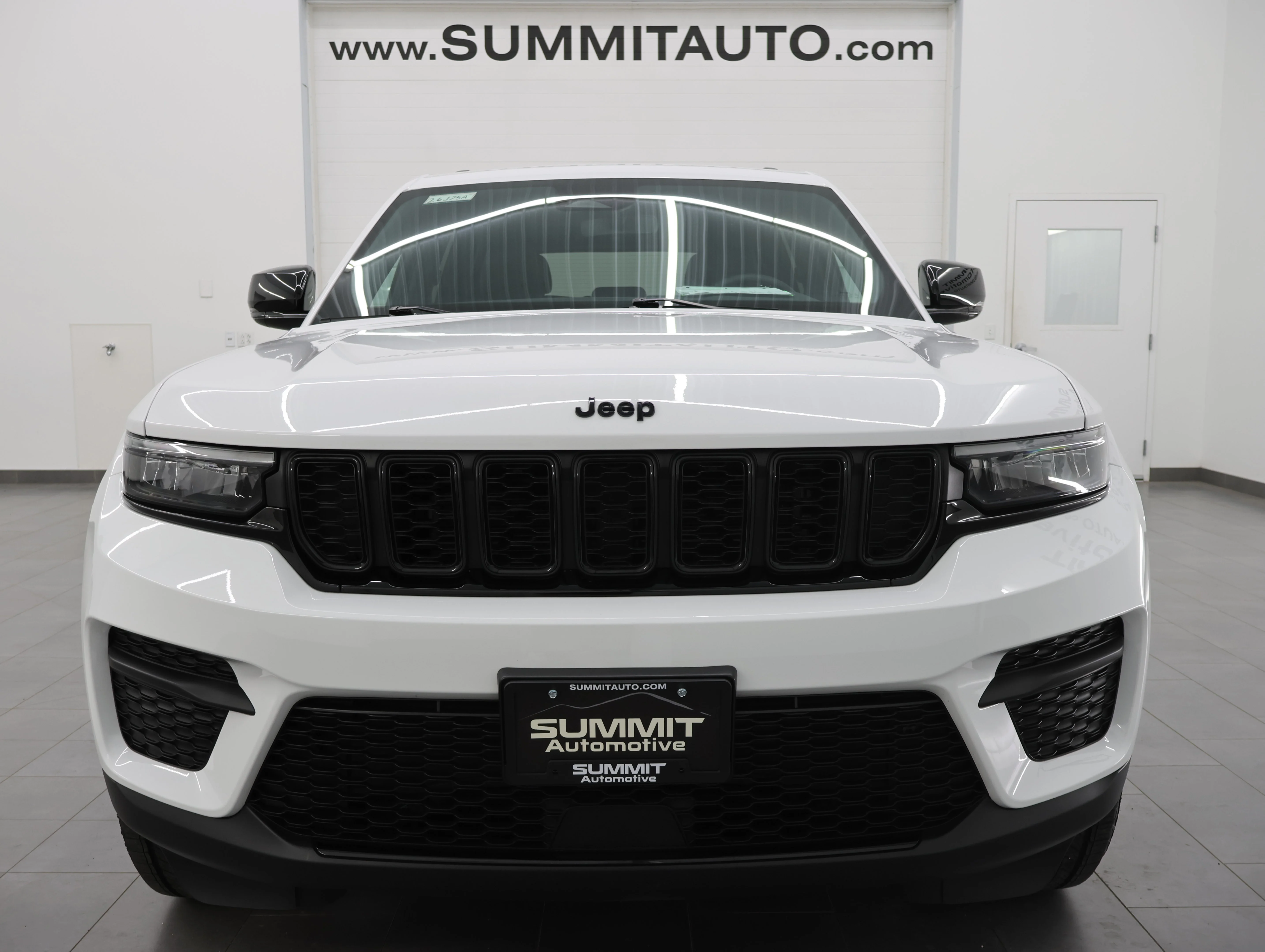 Used 2023 Bright White Clearcoat Jeep Altitude X image 21