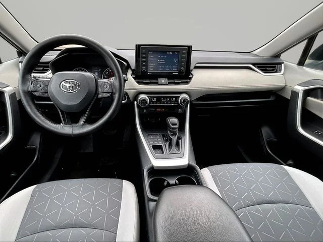 Used 2020 Blue Toyota XLE image 7