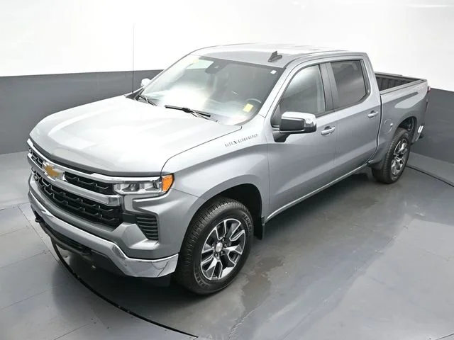 Used 2023 Gray Chevrolet LT image 38