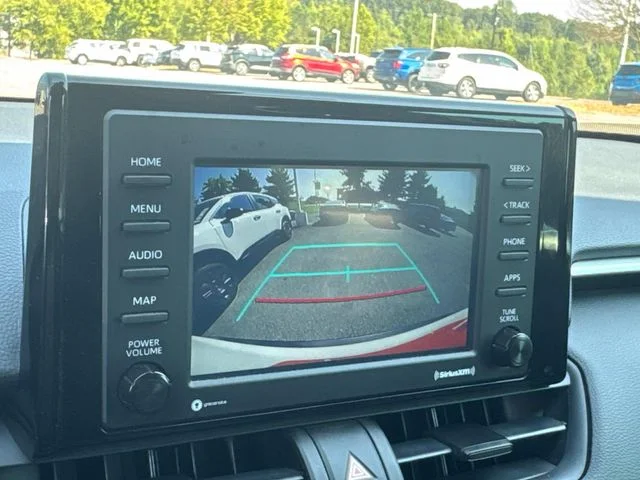Used 2021 White Toyota XLE image 33