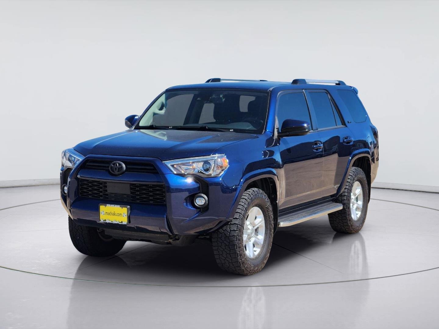Used 2022 Nautical Blue Metallic Toyota SR5 image 3