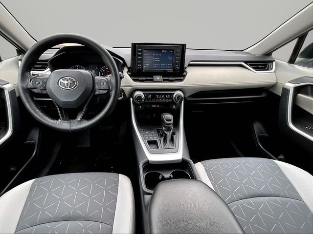 Used 2020 Blue Toyota XLE image 7