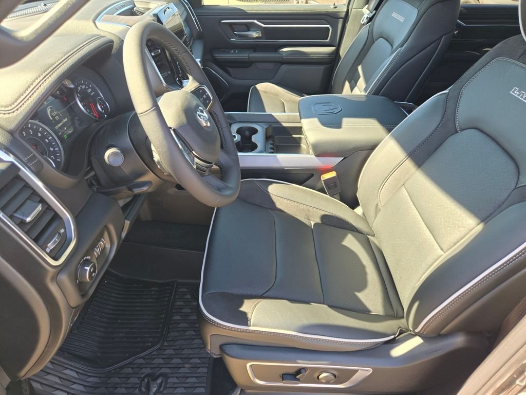 New 2026 Granite Crystal Metallic Clear-Coat Exterior Paint RAM Laramie image 6