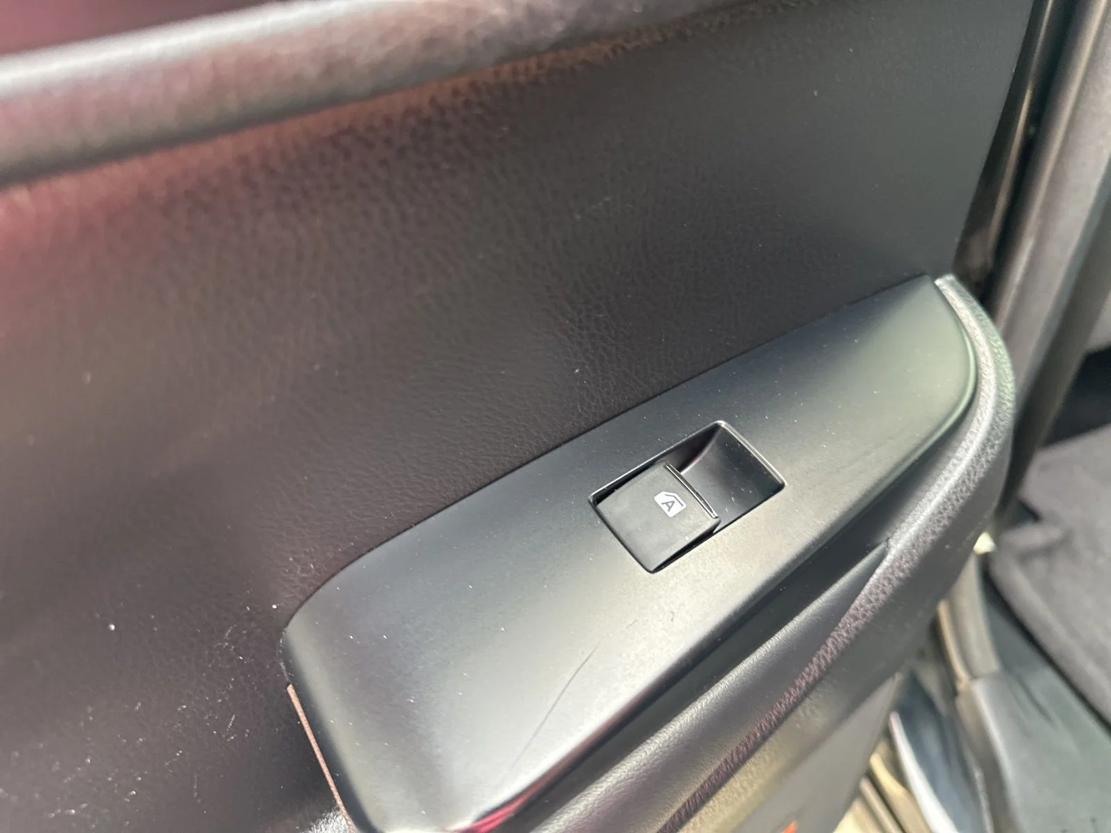 Used 2014 Black Toyota Limited image 26