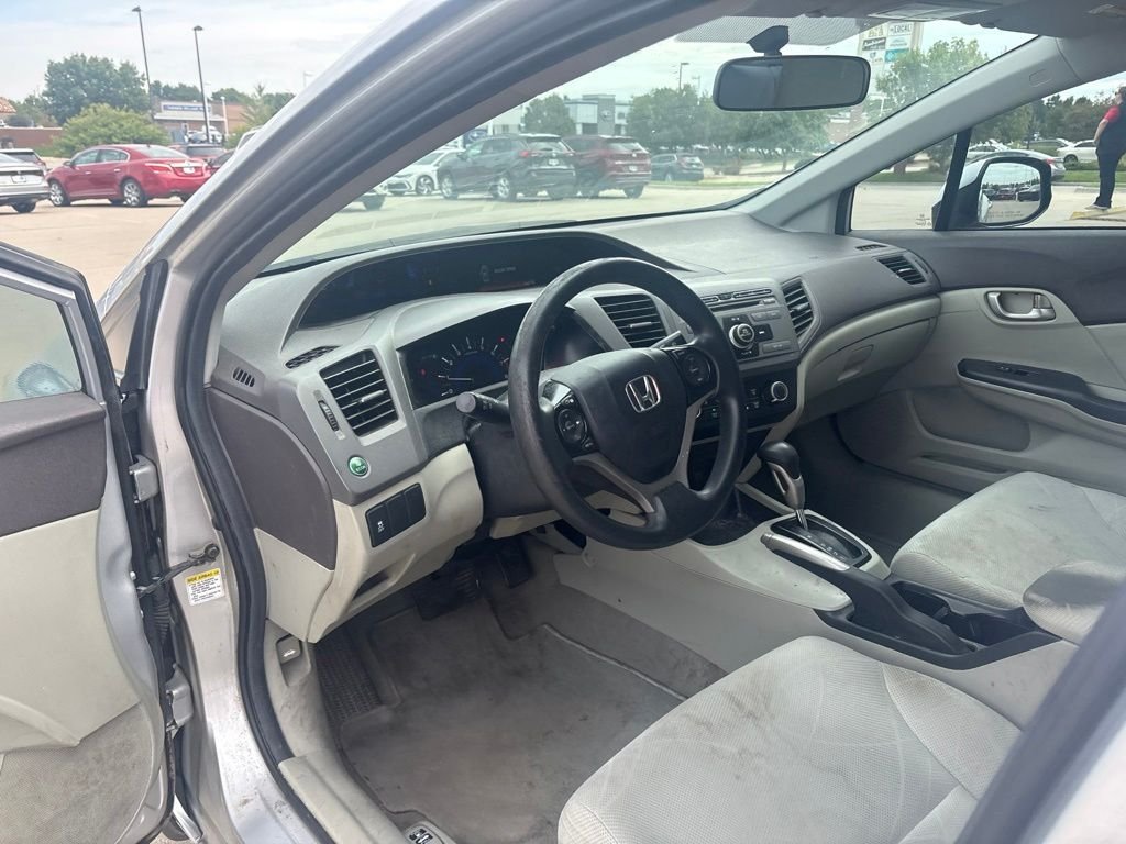 Used 2012 Silver Honda LX image 10