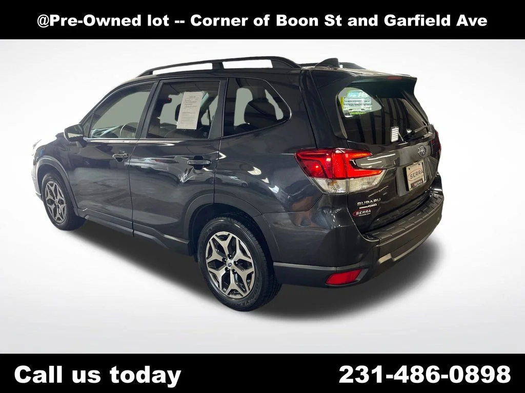 Used 2019 Gray Subaru Premium image 3