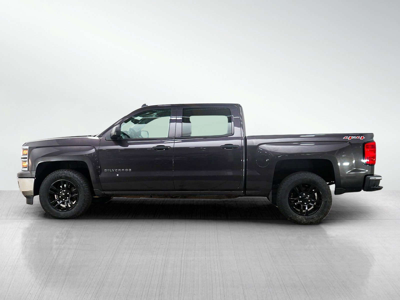 Used 2014 Chevrolet Silverado 1500 LT with VIN 3GCUKREC4EG306026 for sale in White Bear Lake, Minnesota