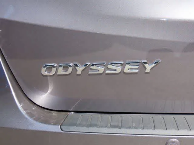 2026 Honda Odyssey Touring - Photo 7