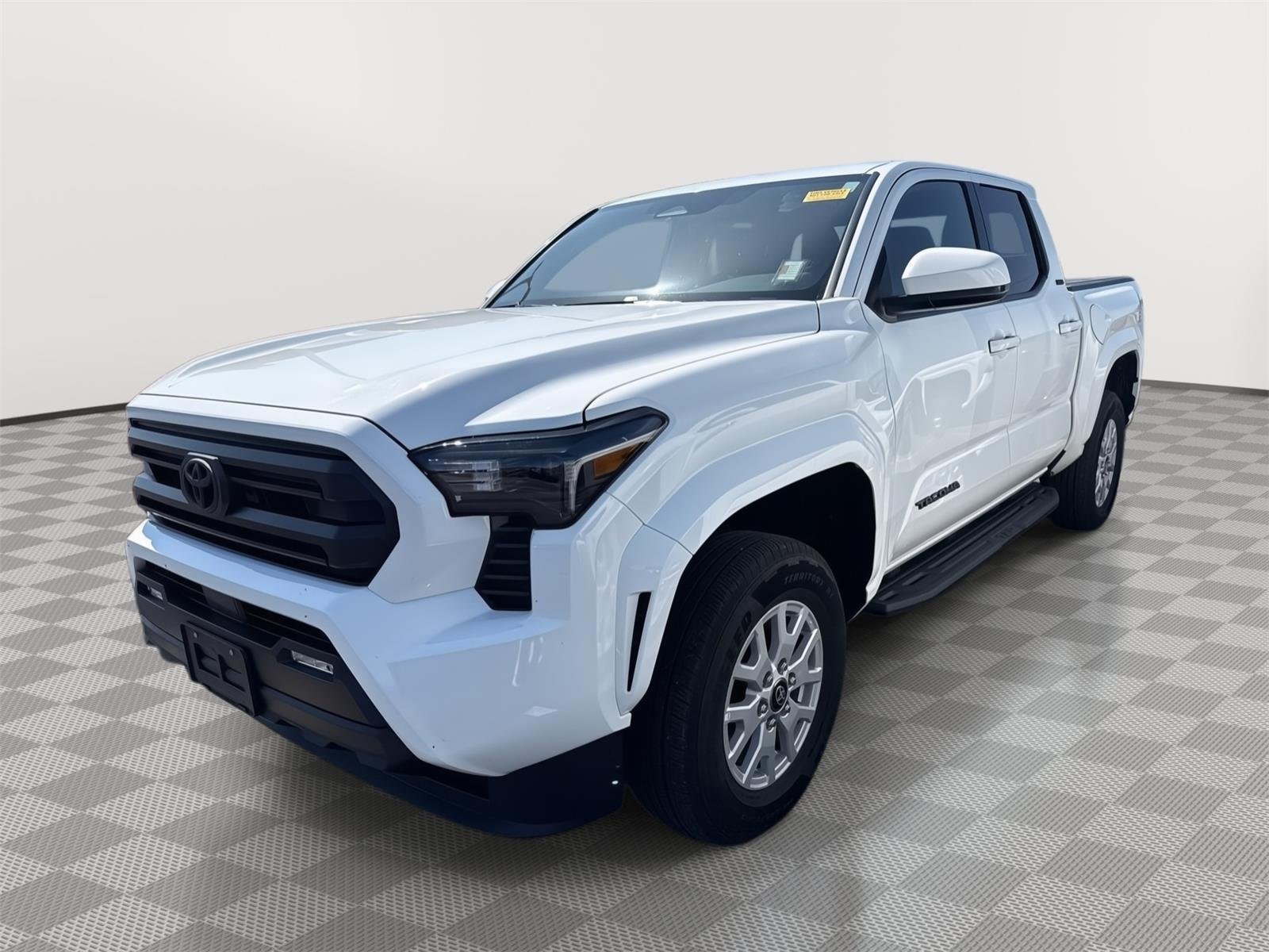 Used 2025 Toyota Tacoma SR5 with VIN 3TMLB5JN6SM137975 for sale in Kansas City