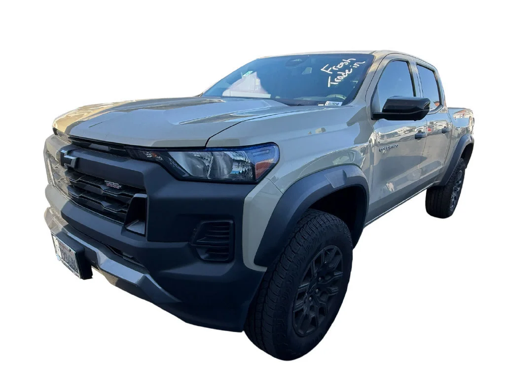 Used 2024 Sand Dune Metallic Chevrolet Trail Boss image 11