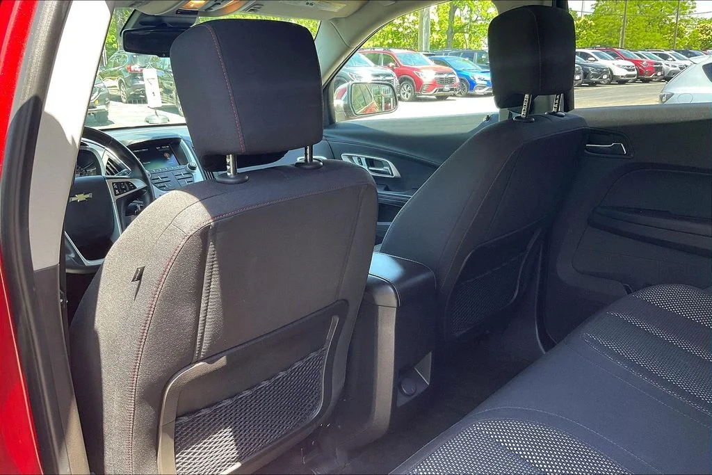 Used 2013 Red Chevrolet LT image 39