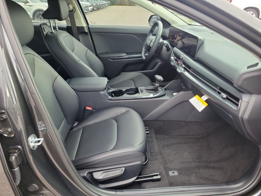 New 2026 Gray Kia EX image 7
