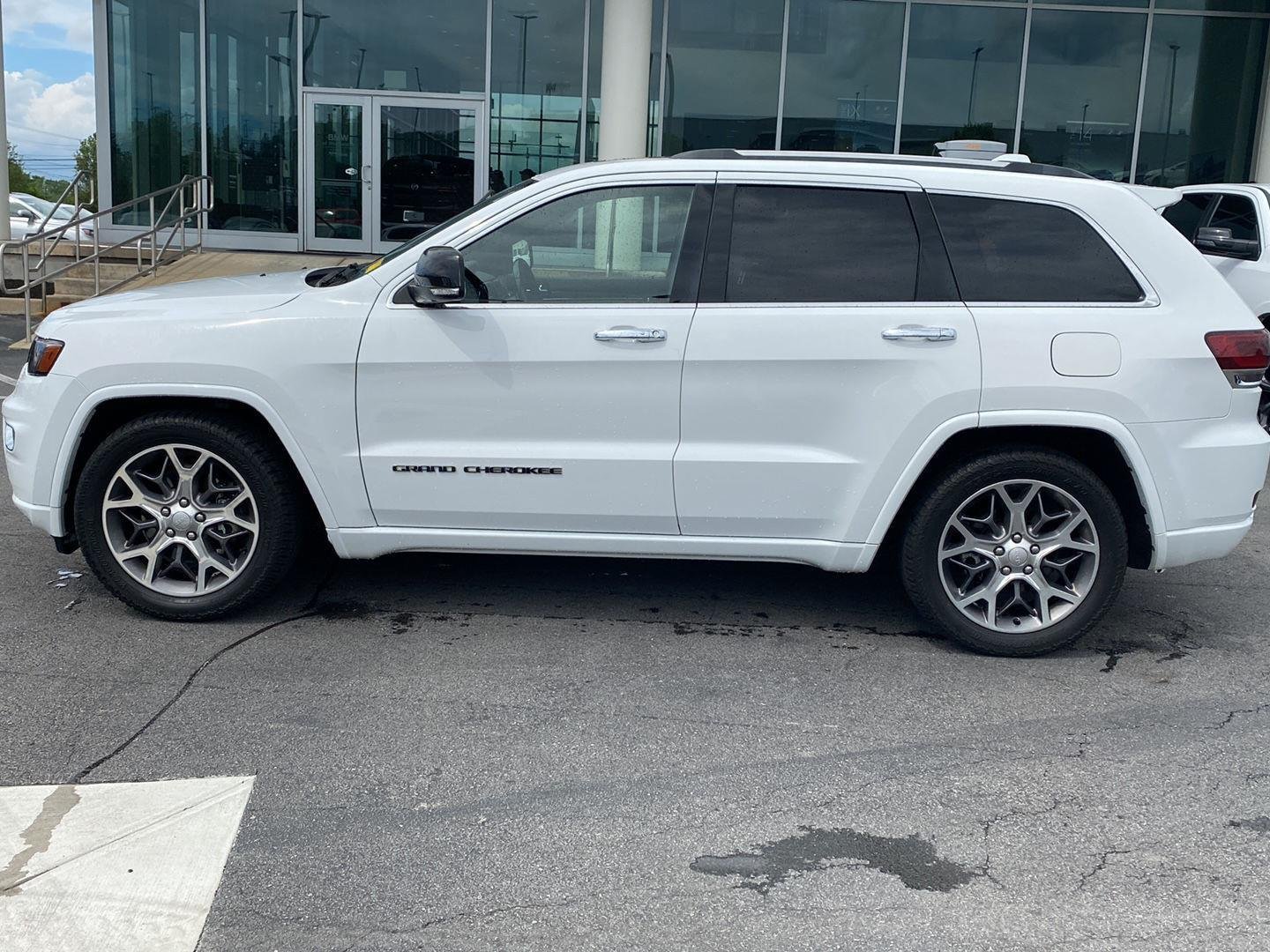 Used 2021 Bright White Clearcoat Jeep Overland image 4