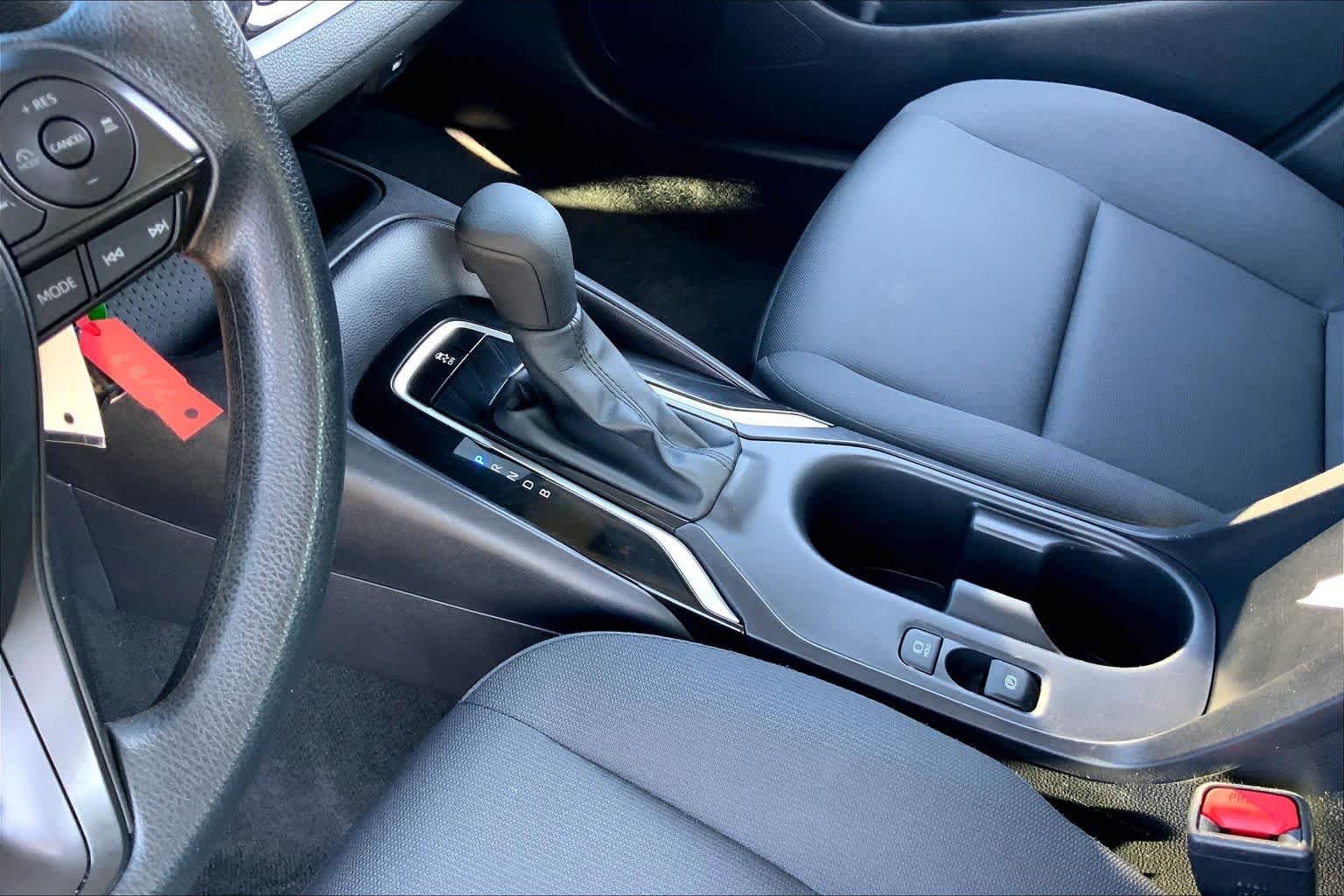 Used 2025 Ruby Flare Pearl Toyota LE image 16