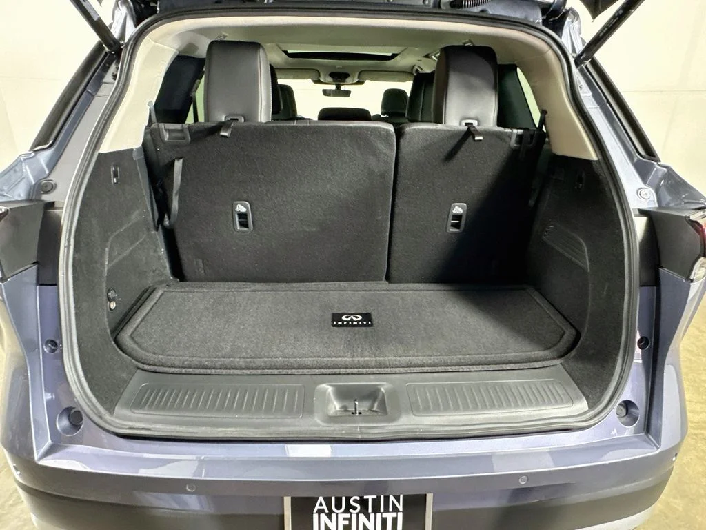 Certified Used 2026 Blue INFINITI LUXE image 35