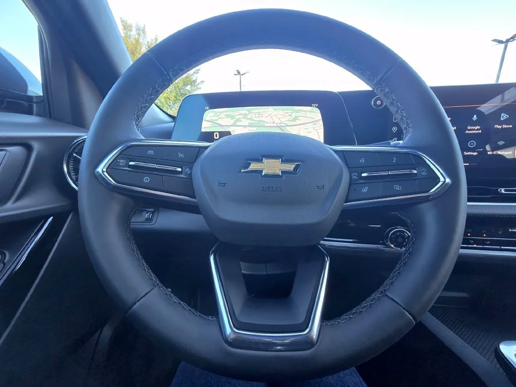 2027 Chevrolet Equinox LT - Photo 21
