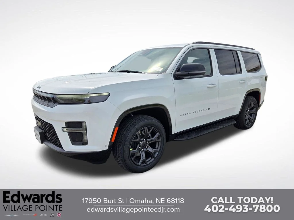 New 2026 Bright White Clear-Coat Exterior Paint Jeep Limited Altitude image 7