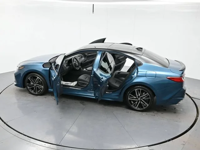 Used 2025 Ocean Gem/midnight Black Metallic Toyota LE image 41