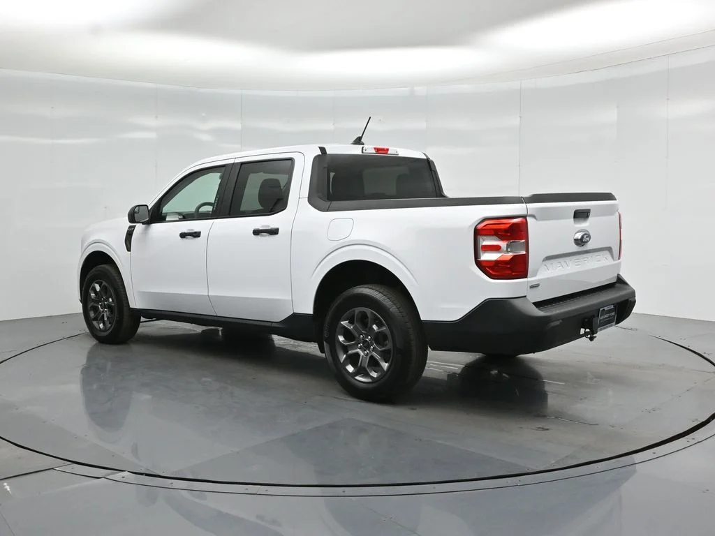 Certified Used 2023 White Ford XLT image 6