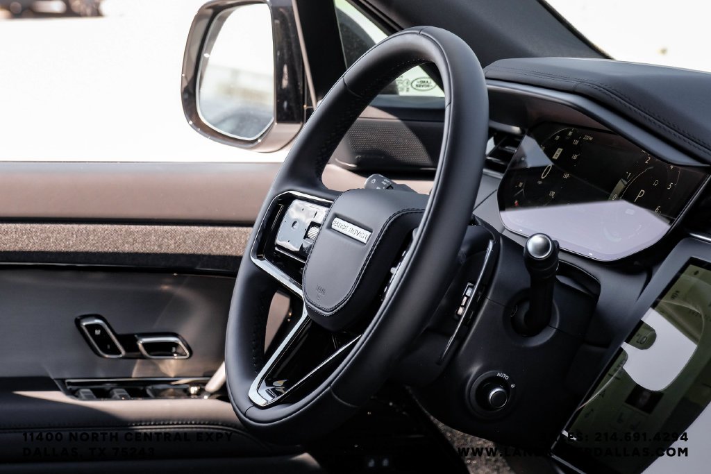 New 2026 Fuji White Land Rover Dynamic SE image 12