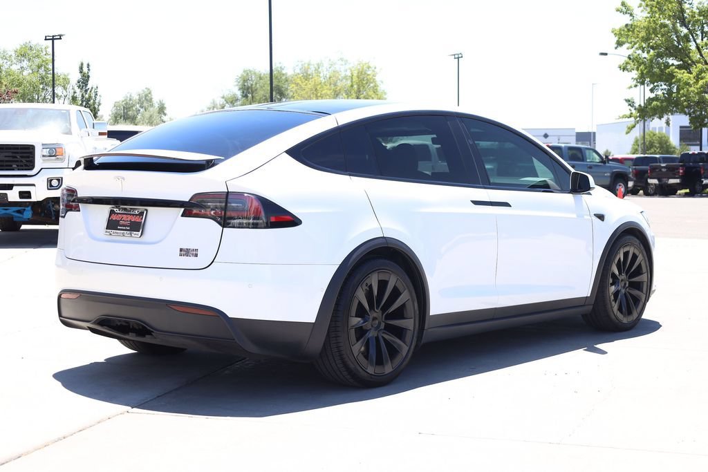 Used 2022 White Tesla Plaid image 6
